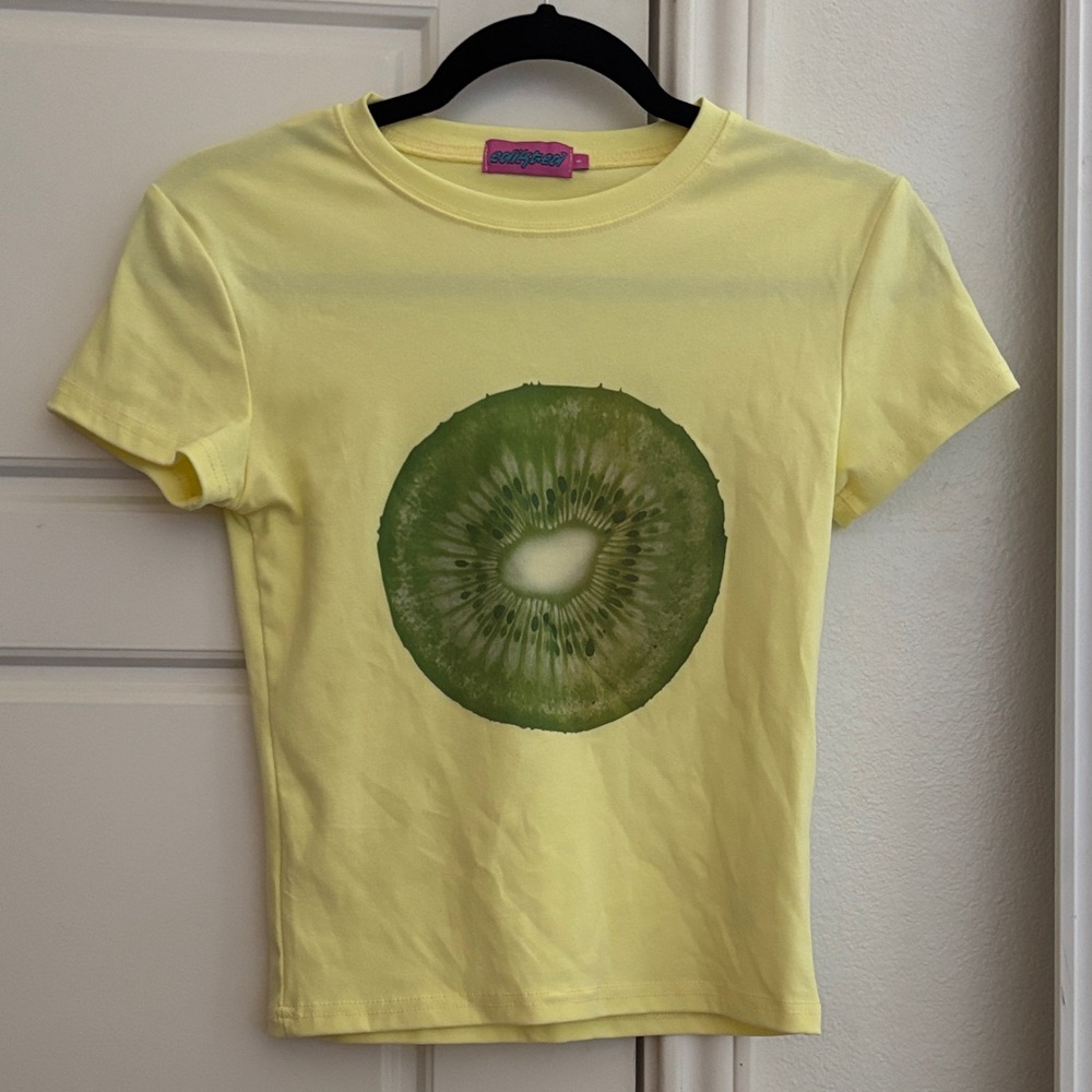Edikted Yellow Kiwi Print Short Sleeve Tee